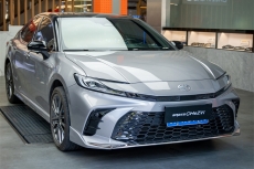 Alcon-BELFE套件丨豐田凱美瑞升級(jí)Alcon CAR97六活塞剎車(chē)套件